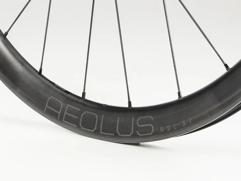 Bontrager Aeolus RSL 37 TLR Disc Road Wheel - Rear-2